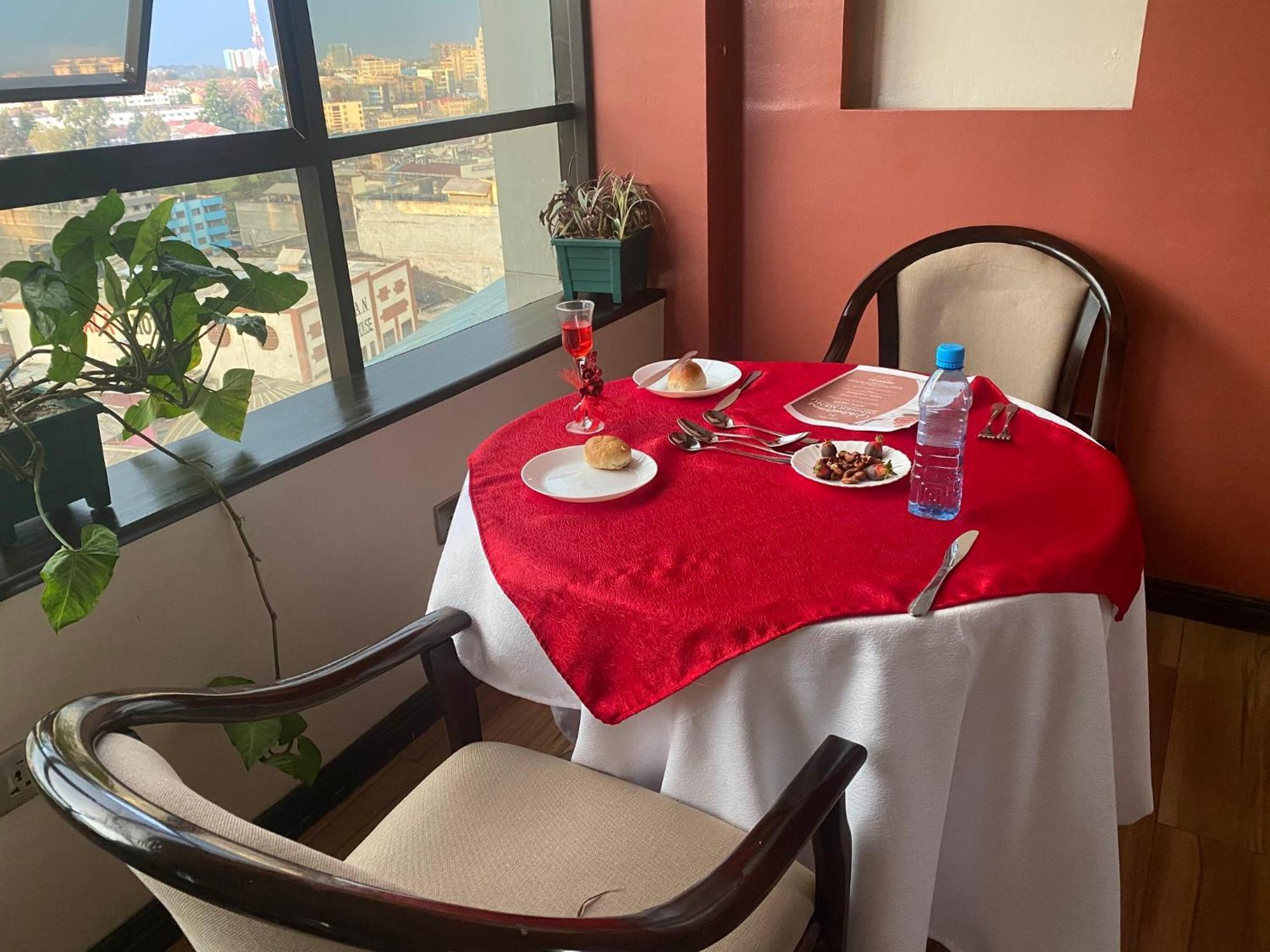 ניירובי Hemak Suites מראה חיצוני תמונה